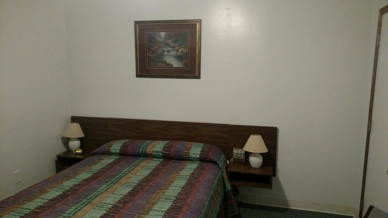 Out West Motel Milton-Freewater Ngoại thất bức ảnh
